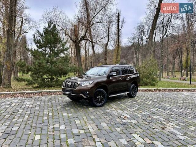 Коричневый Тойота Ленд Крузер Прадо, объемом двигателя 3.96 л и пробегом 37 тыс. км за 46999 $, фото 39 на Automoto.ua