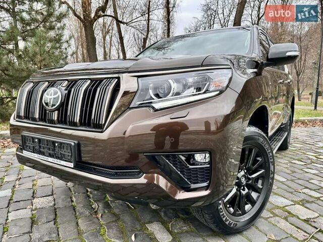 Коричневый Тойота Ленд Крузер Прадо, объемом двигателя 3.96 л и пробегом 37 тыс. км за 46999 $, фото 50 на Automoto.ua