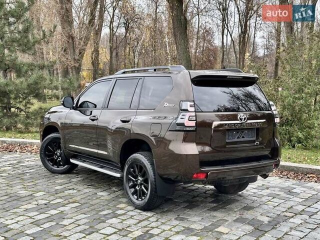 Коричневый Тойота Ленд Крузер Прадо, объемом двигателя 3.96 л и пробегом 37 тыс. км за 46999 $, фото 68 на Automoto.ua