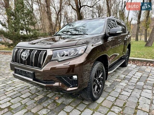 Коричневый Тойота Ленд Крузер Прадо, объемом двигателя 3.96 л и пробегом 37 тыс. км за 46999 $, фото 62 на Automoto.ua