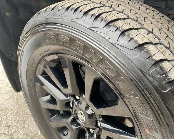 Тойота Ленд Крузер Прадо 2020 в Крыжополе на Automoto.ua Коричневый Тойота Ленд Крузер Прадо, объемом двигателя 3.96 л и пробегом 37 тыс. км за 42900 $, фото 3 на Automoto.ua