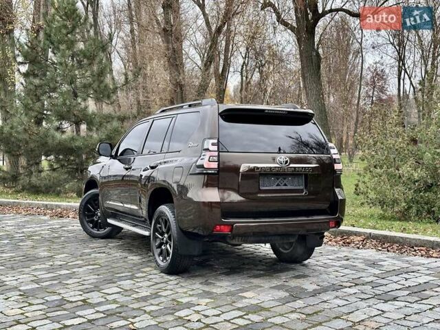 Коричневый Тойота Ленд Крузер Прадо, объемом двигателя 3.96 л и пробегом 37 тыс. км за 46999 $, фото 70 на Automoto.ua