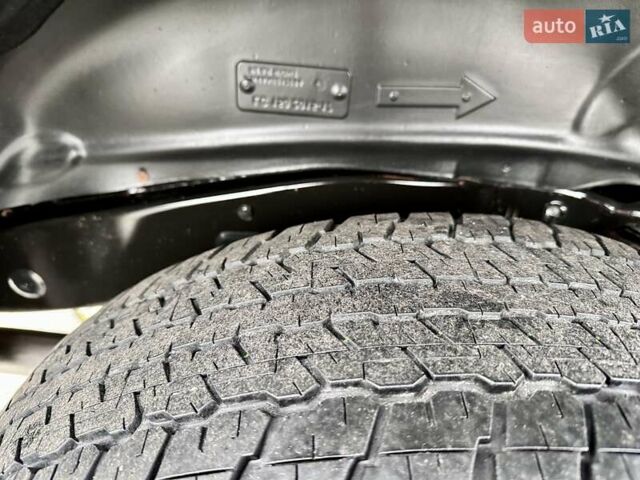 Коричневый Тойота Ленд Крузер Прадо, объемом двигателя 3.96 л и пробегом 37 тыс. км за 46999 $, фото 17 на Automoto.ua