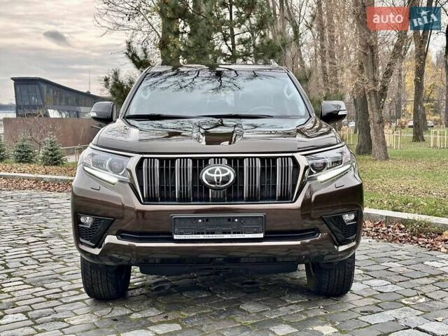 Коричневый Тойота Ленд Крузер Прадо, объемом двигателя 3.96 л и пробегом 37 тыс. км за 46999 $, фото 26 на Automoto.ua