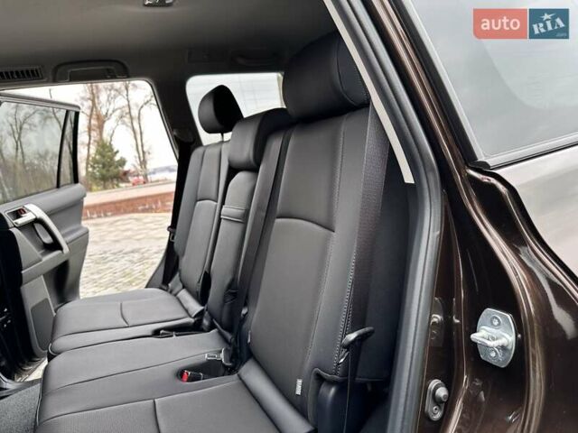 Коричневый Тойота Ленд Крузер Прадо, объемом двигателя 3.96 л и пробегом 37 тыс. км за 46999 $, фото 114 на Automoto.ua