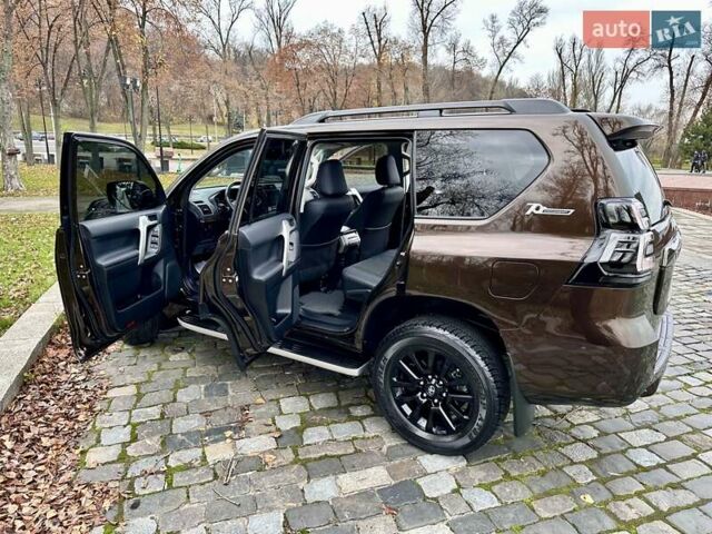 Коричневый Тойота Ленд Крузер Прадо, объемом двигателя 3.96 л и пробегом 37 тыс. км за 46999 $, фото 118 на Automoto.ua