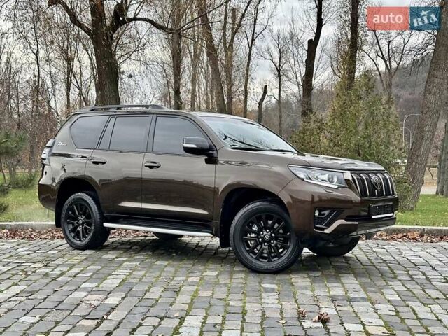 Коричневый Тойота Ленд Крузер Прадо, объемом двигателя 3.96 л и пробегом 37 тыс. км за 46999 $, фото 10 на Automoto.ua