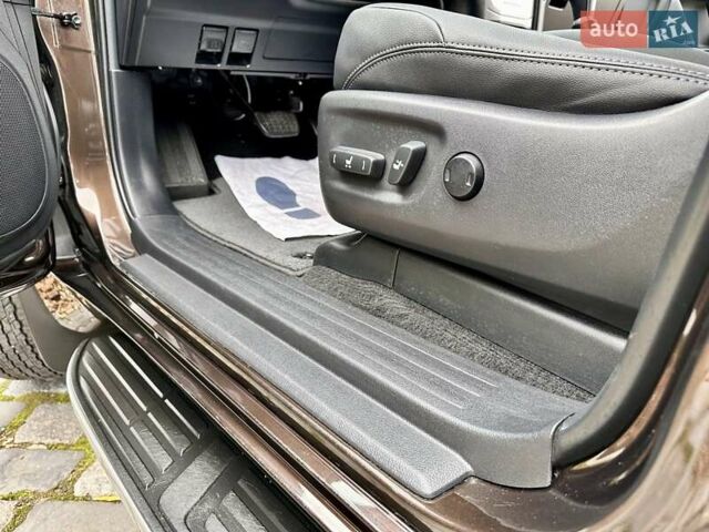 Коричневый Тойота Ленд Крузер Прадо, объемом двигателя 3.96 л и пробегом 37 тыс. км за 46999 $, фото 100 на Automoto.ua