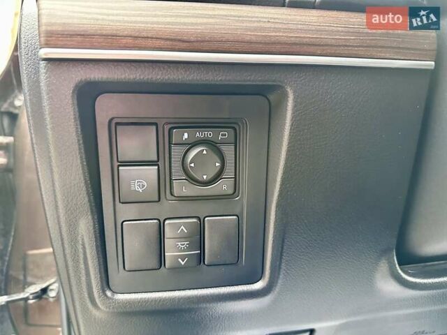 Коричневый Тойота Ленд Крузер Прадо, объемом двигателя 3.96 л и пробегом 37 тыс. км за 46999 $, фото 102 на Automoto.ua