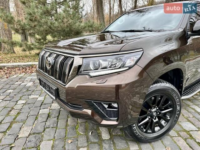 Коричневый Тойота Ленд Крузер Прадо, объемом двигателя 3.96 л и пробегом 37 тыс. км за 46999 $, фото 53 на Automoto.ua