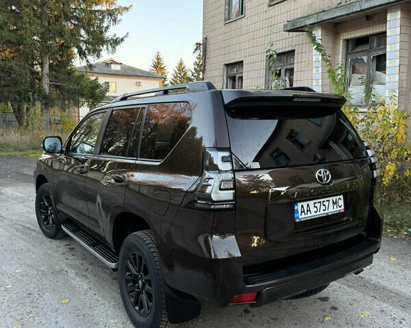 Коричневий Тойота Ленд Крузер Прадо, об'ємом двигуна 3.96 л та пробігом 145 тис. км за 42000 $, фото 2 на Automoto.ua