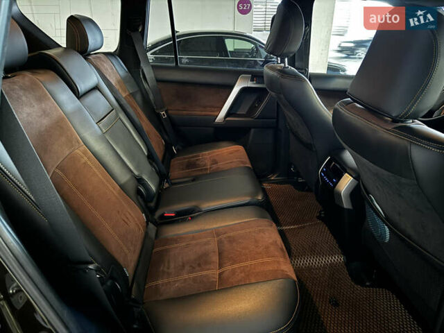 Коричневий Тойота Ленд Крузер Прадо, об'ємом двигуна 3.96 л та пробігом 145 тис. км за 42000 $, фото 14 на Automoto.ua