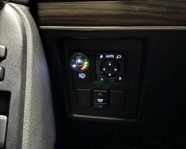 Коричневый Тойота Ленд Крузер Прадо, объемом двигателя 3.96 л и пробегом 42 тыс. км за 49000 $, фото 17 на Automoto.ua