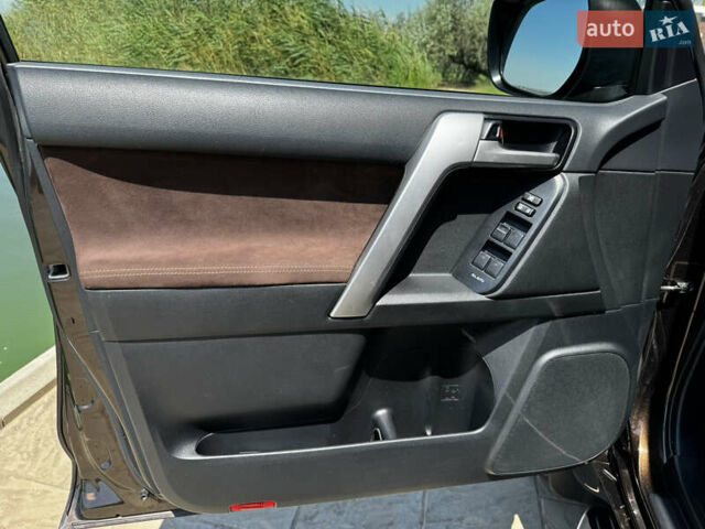 Коричневий Тойота Ленд Крузер Прадо, об'ємом двигуна 3.96 л та пробігом 145 тис. км за 42000 $, фото 4 на Automoto.ua