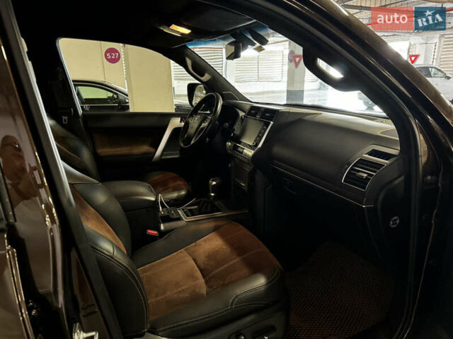 Коричневий Тойота Ленд Крузер Прадо, об'ємом двигуна 3.96 л та пробігом 145 тис. км за 42000 $, фото 12 на Automoto.ua