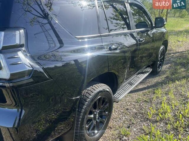 Коричневый Тойота Ленд Крузер Прадо, объемом двигателя 4 л и пробегом 43 тыс. км за 52000 $, фото 1 на Automoto.ua