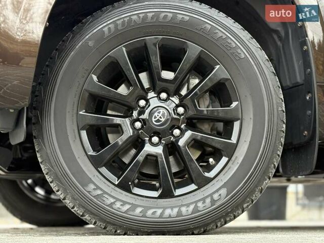 Коричневий Тойота Ленд Крузер Прадо, об'ємом двигуна 3.96 л та пробігом 65 тис. км за 46950 $, фото 32 на Automoto.ua