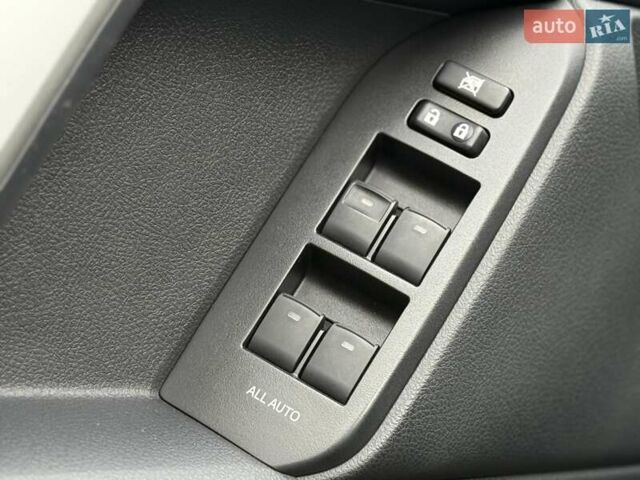 Коричневий Тойота Ленд Крузер Прадо, об'ємом двигуна 3.96 л та пробігом 65 тис. км за 46950 $, фото 71 на Automoto.ua