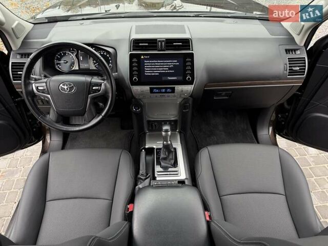 Коричневий Тойота Ленд Крузер Прадо, об'ємом двигуна 3.96 л та пробігом 65 тис. км за 46950 $, фото 46 на Automoto.ua