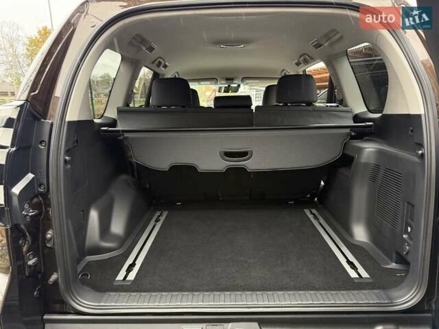 Коричневий Тойота Ленд Крузер Прадо, об'ємом двигуна 3.96 л та пробігом 65 тис. км за 46950 $, фото 76 на Automoto.ua