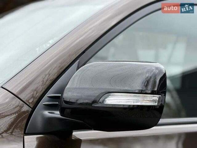 Коричневий Тойота Ленд Крузер Прадо, об'ємом двигуна 3.96 л та пробігом 65 тис. км за 46950 $, фото 36 на Automoto.ua