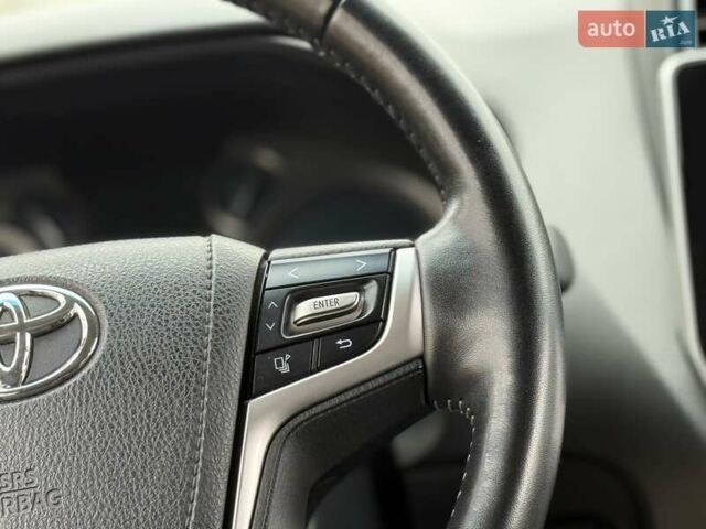 Коричневий Тойота Ленд Крузер Прадо, об'ємом двигуна 3.96 л та пробігом 65 тис. км за 46950 $, фото 58 на Automoto.ua