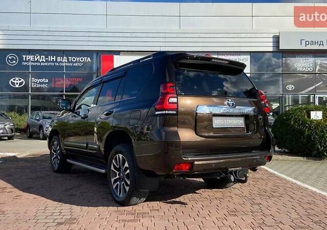 Коричневый Тойота Ленд Крузер Прадо, объемом двигателя 2.76 л и пробегом 141 тыс. км за 49800 $, фото 2 на Automoto.ua