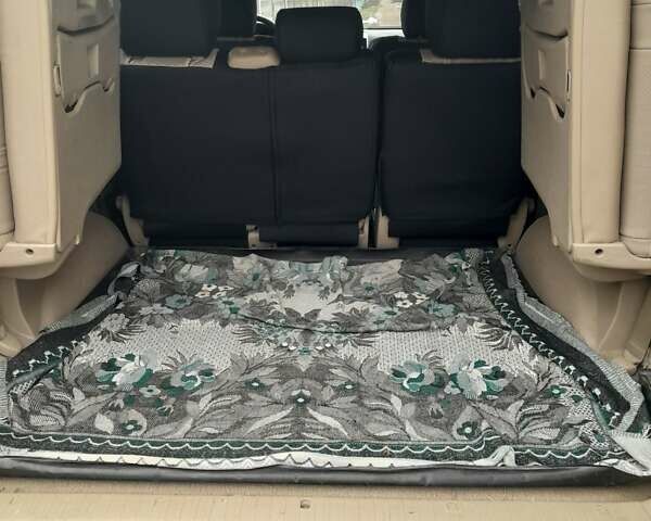 Красный Тойота Ленд Крузер Прадо, объемом двигателя 3.96 л и пробегом 203 тыс. км за 12000 $, фото 13 на Automoto.ua