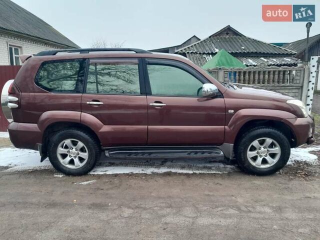Красный Тойота Ленд Крузер Прадо, объемом двигателя 3.96 л и пробегом 203 тыс. км за 12000 $, фото 1 на Automoto.ua