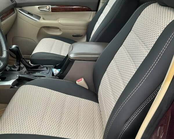 Красный Тойота Ленд Крузер Прадо, объемом двигателя 3.96 л и пробегом 203 тыс. км за 12000 $, фото 9 на Automoto.ua