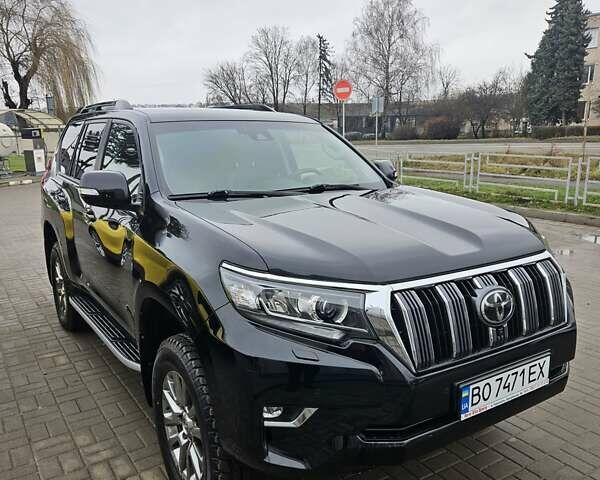 Красный Тойота Ленд Крузер Прадо, объемом двигателя 3.96 л и пробегом 148 тыс. км за 46000 $, фото 1 на Automoto.ua