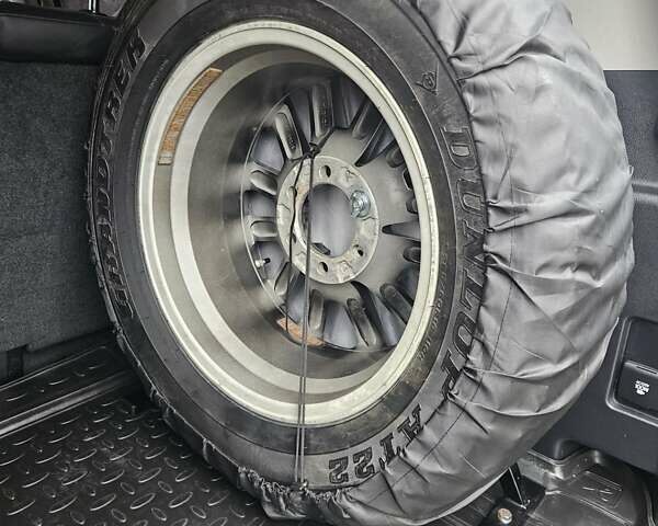 Красный Тойота Ленд Крузер Прадо, объемом двигателя 3.96 л и пробегом 148 тыс. км за 46000 $, фото 57 на Automoto.ua