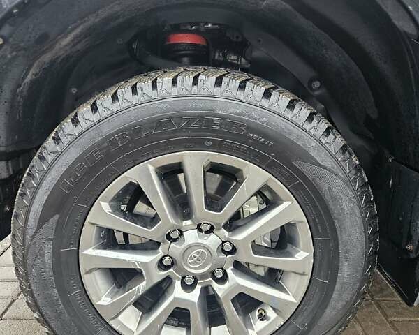 Красный Тойота Ленд Крузер Прадо, объемом двигателя 3.96 л и пробегом 148 тыс. км за 46000 $, фото 51 на Automoto.ua