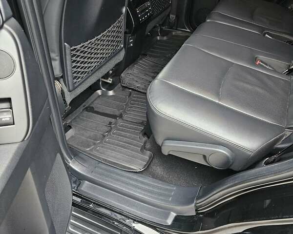 Красный Тойота Ленд Крузер Прадо, объемом двигателя 3.96 л и пробегом 148 тыс. км за 46000 $, фото 81 на Automoto.ua