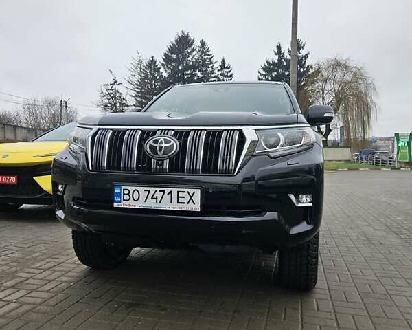 Красный Тойота Ленд Крузер Прадо, объемом двигателя 3.96 л и пробегом 148 тыс. км за 46000 $, фото 38 на Automoto.ua