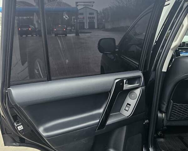 Красный Тойота Ленд Крузер Прадо, объемом двигателя 3.96 л и пробегом 148 тыс. км за 46000 $, фото 83 на Automoto.ua