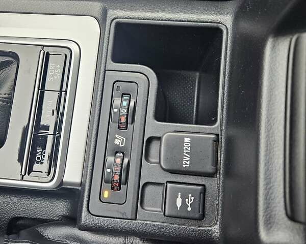 Красный Тойота Ленд Крузер Прадо, объемом двигателя 3.96 л и пробегом 148 тыс. км за 46000 $, фото 118 на Automoto.ua