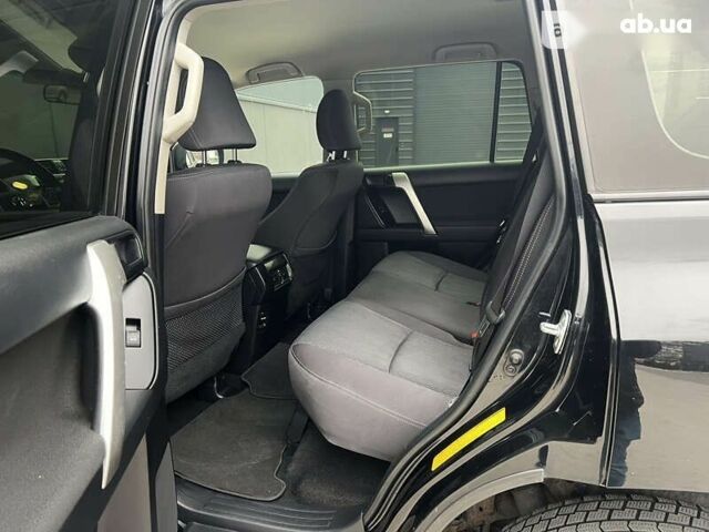 Тойота Ленд Крузер Прадо, об'ємом двигуна 3 л та пробігом 301 тис. км за 25500 $, фото 22 на Automoto.ua