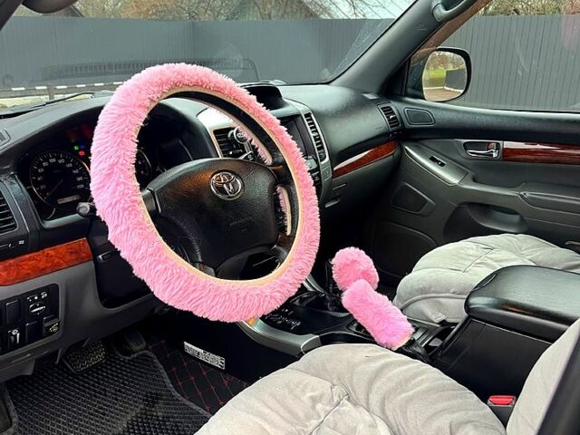 Тойота Ленд Крузер Прадо, объемом двигателя 4 л и пробегом 280 тыс. км за 11200 $, фото 8 на Automoto.ua