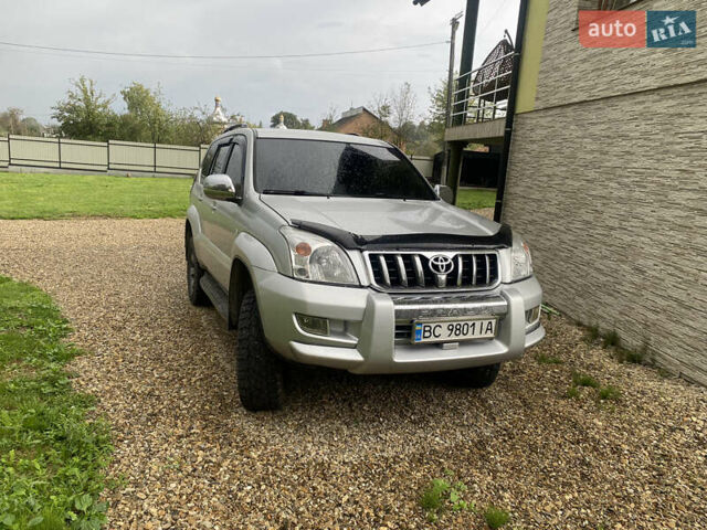 Тойота Ленд Крузер Прадо, объемом двигателя 2.69 л и пробегом 250 тыс. км за 10000 $, фото 2 на Automoto.ua