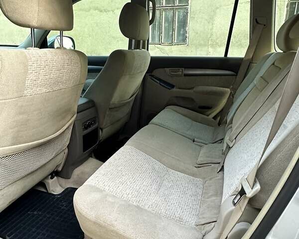 Тойота Ленд Крузер Прадо, объемом двигателя 2.69 л и пробегом 210 тыс. км за 12992 $, фото 2 на Automoto.ua