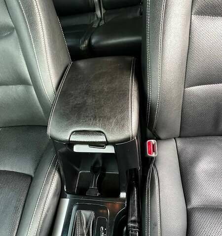 Тойота Ленд Крузер Прадо, об'ємом двигуна 3 л та пробігом 377 тис. км за 14800 $, фото 3 на Automoto.ua