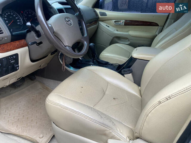Тойота Ленд Крузер Прадо, объемом двигателя 2.69 л и пробегом 250 тыс. км за 10000 $, фото 10 на Automoto.ua