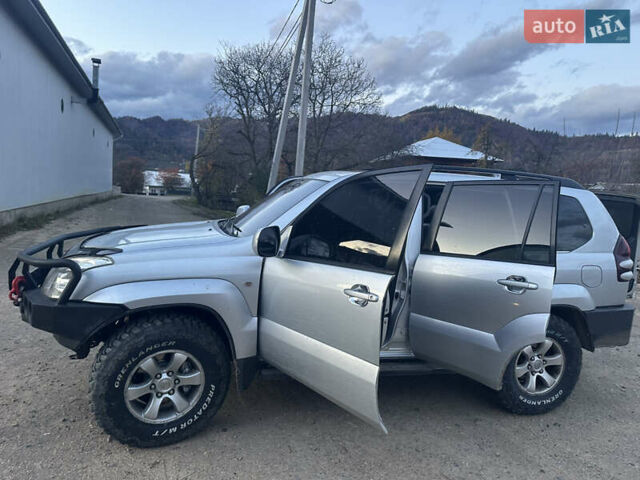 Тойота Ленд Крузер Прадо, объемом двигателя 3.96 л и пробегом 300 тыс. км за 17000 $, фото 9 на Automoto.ua