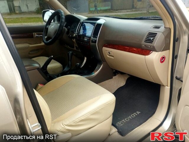 Тойота Ленд Крузер Прадо, об'ємом двигуна 2.7 л та пробігом 330 тис. км за 10800 $, фото 6 на Automoto.ua