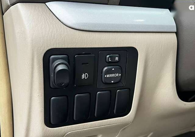 Тойота Ленд Крузер Прадо, объемом двигателя 0 л и пробегом 293 тыс. км за 7890 $, фото 18 на Automoto.ua