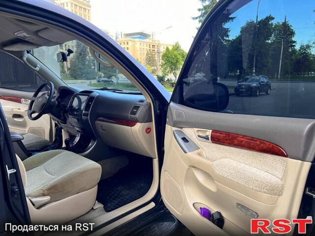 Тойота Ленд Крузер Прадо, объемом двигателя 2.7 л и пробегом 270 тыс. км за 14900 $, фото 9 на Automoto.ua