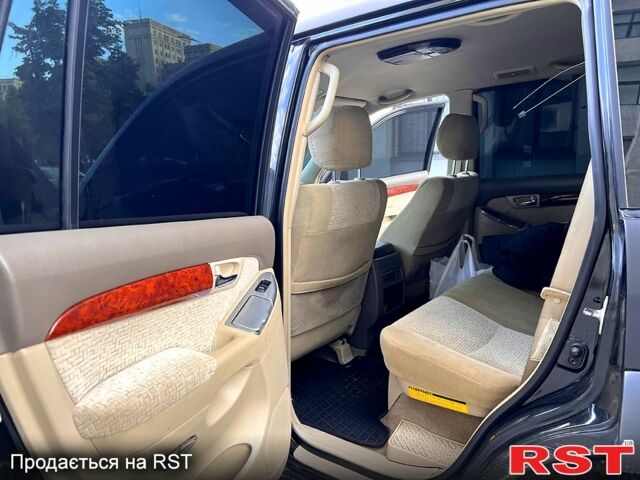 Тойота Ленд Крузер Прадо, объемом двигателя 2.7 л и пробегом 270 тыс. км за 14900 $, фото 8 на Automoto.ua