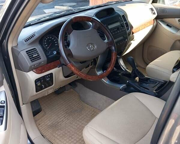 Тойота Ленд Крузер Прадо, объемом двигателя 4 л и пробегом 356 тыс. км за 12000 $, фото 5 на Automoto.ua