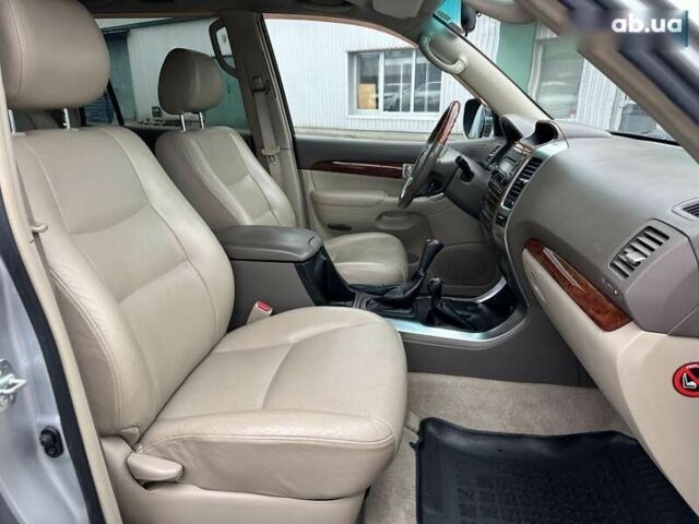 Тойота Ленд Крузер Прадо, объемом двигателя 0 л и пробегом 231 тыс. км за 13690 $, фото 26 на Automoto.ua